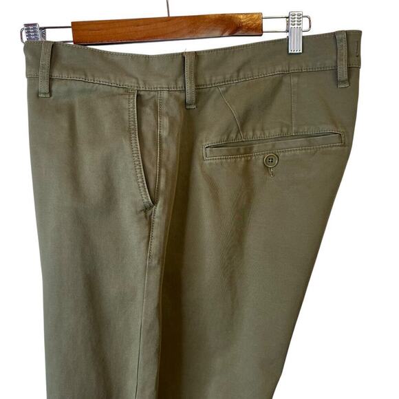 7 for All Mankind Go-To Chino in Military Green Men's Size 40 x 31 - Picture 8 of 15